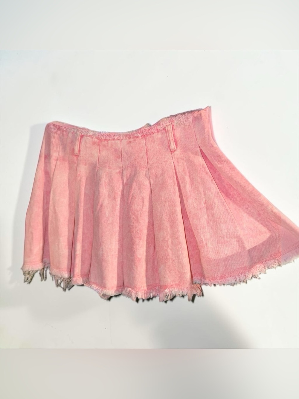 PrettyLittleThing Pastel Pink Pleated Mini Skirt